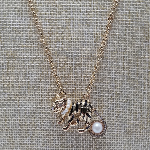 Kate Spade Zodiac Tiger necklace - Picture 2 of 4